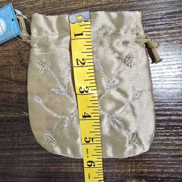 Gold Embroidered Satin Drawstring Pouch 4"x3.5" Spirit Of India Wedding Dance - Picture 7 of 7